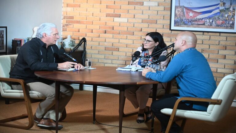 Cuba: Desde la Presidencia aborda el terrorismo y la política hostil del Gobierno de EE.UU. 1 c