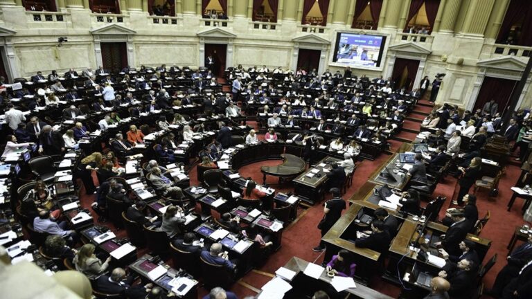 Cámara de Diputados avanza con análisis de Criptogate y rechaza juicio político contra Milei 1 camara de diputados argentina