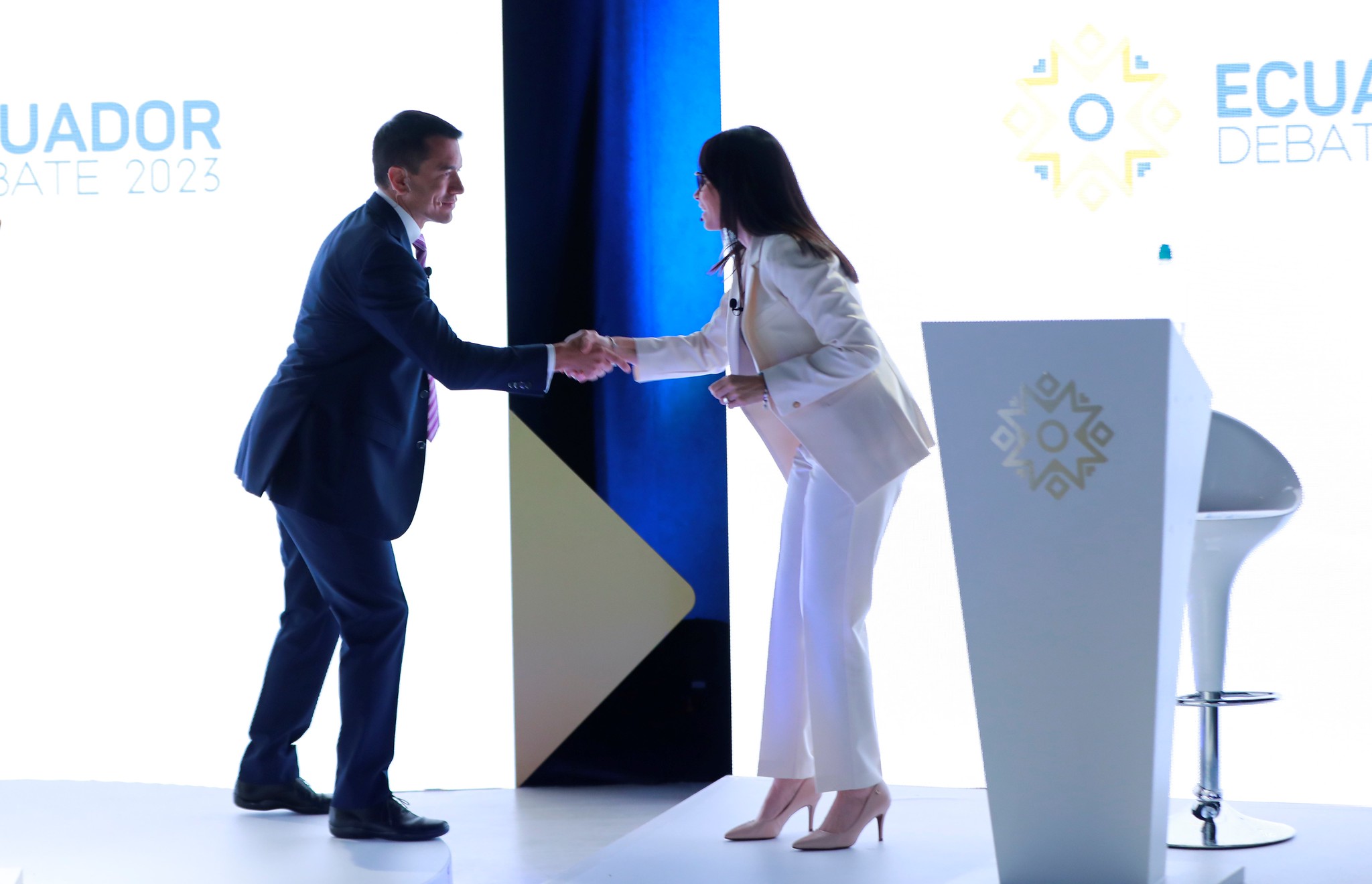 Ecuador retoma campaña electoral con debate presidencial de Luisa González y Daniel Noboa 1 debate 53228079474 7a720c10cf k