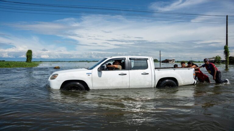 El número de afectados en Ecuador por temporada de lluvias se eleva a más de 111.000 1 ecu 3