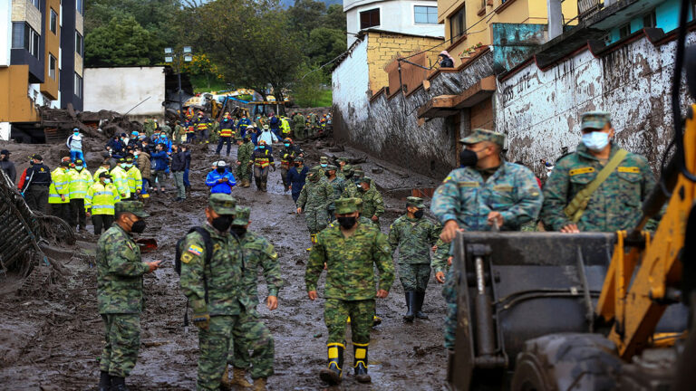 Aumenta a 11 la cifra de fallecidos por fuertes lluvias en Ecuador 1 ecuador lluvias