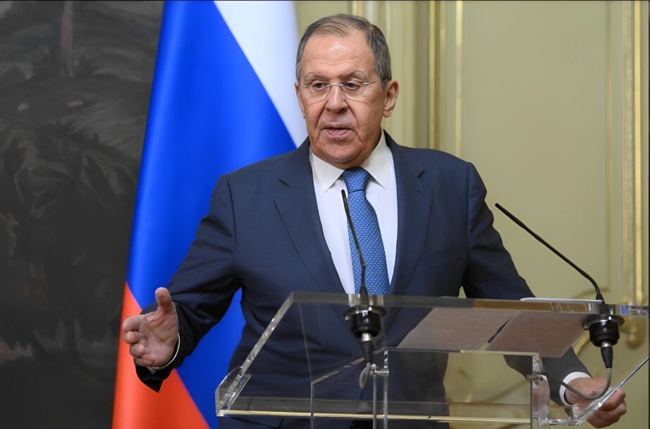 Serguéi Lavrov denuncia retórica nuclear de Macron como amenaza para Rusia 9 glwelwswkaasbz6