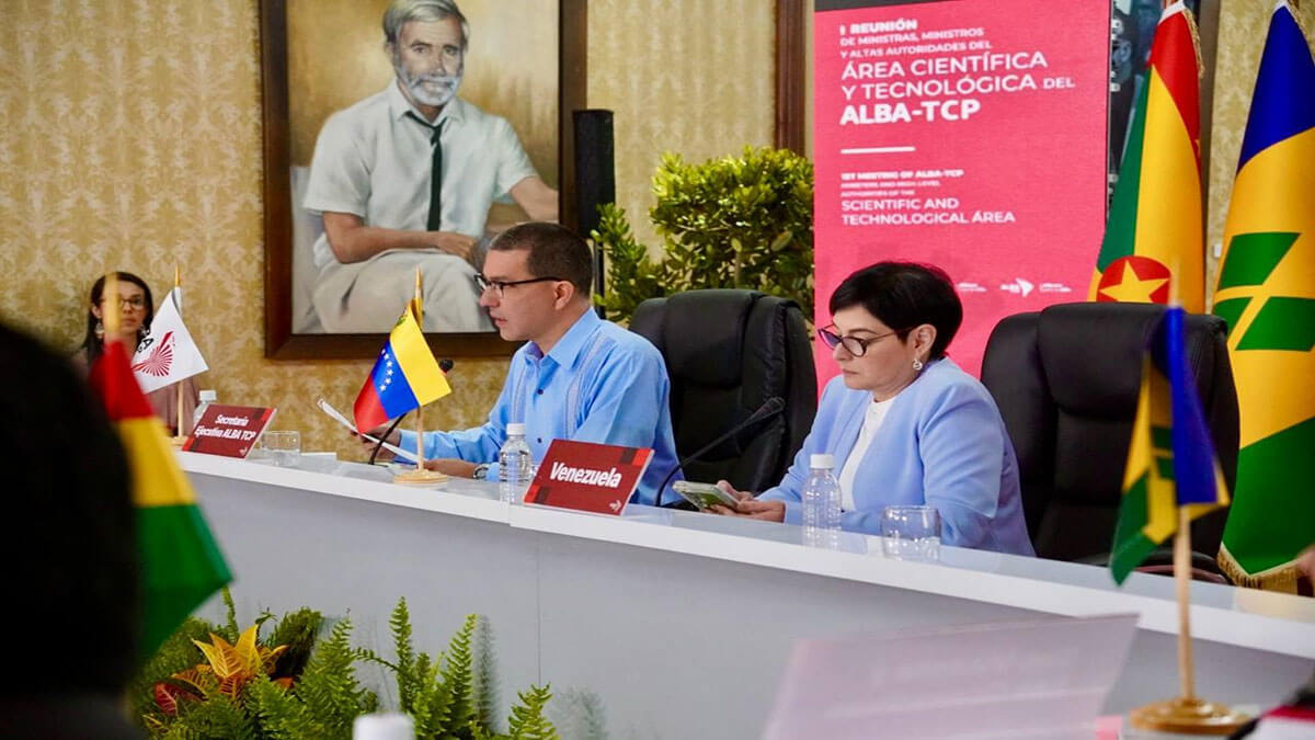 Jorge Arreaza cuestiona a "comunicadores" que difaman a migrantes venezolanos 1 jorge arreaza alba tcp 1