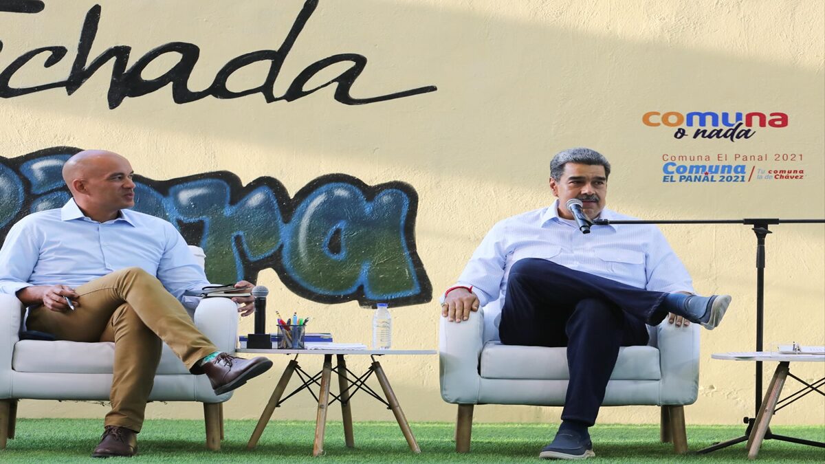 Presidente Maduro elogia a teleSUR por difusión de la cultura latinoamericana 7 m