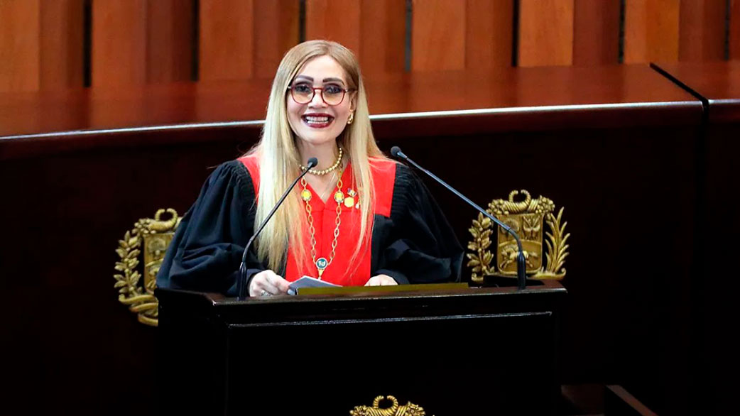 Jueces de Paz venezolanos juramentan en toda la nación 1 mas de 11 mil jueces de paz fueron juramentados en 11 estados del pais 170818 1