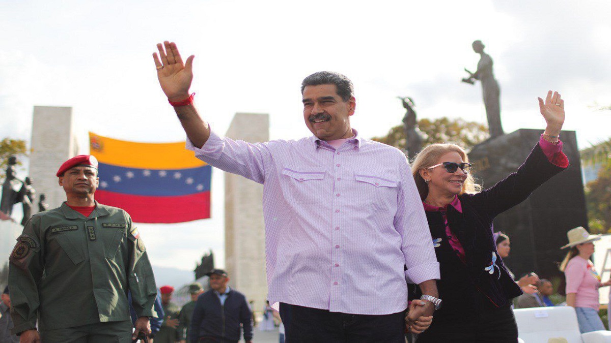 nicolas maduro 8m foto 2 prensa presidencial