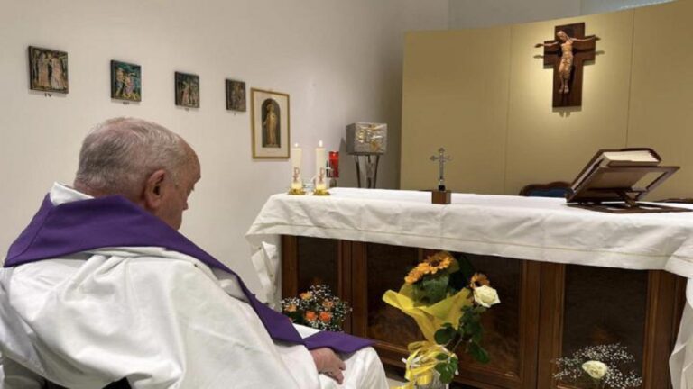 papa francisco hospital gemelli roma foto efe