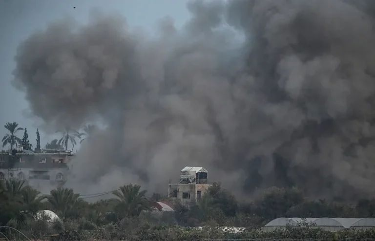 Continúan los ataques israelíes en Gaza y Cisjordania a pesar del alto el fuego 1 por ataques israelies en el norte de gaza