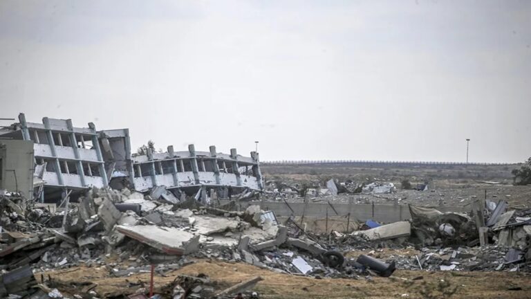 Israel ordena desplazamientos masivos en Rafah ante inminente ofensiva genocida 1 rafah efe 212