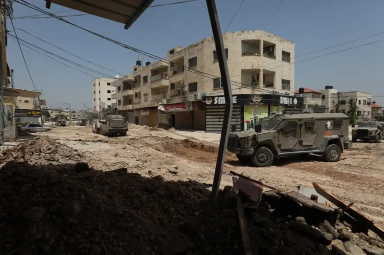 Israel intensifica la escala militar y su agresión contra Cisjordania 1 redada yenn