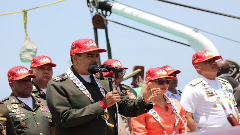 Presidente Maduro exige respeto a la identidad nacional y cese de la persecución de migrantes venezolanos 1 venezuela nicolas maduro exige respeto a migrantes foto prensa presidencial