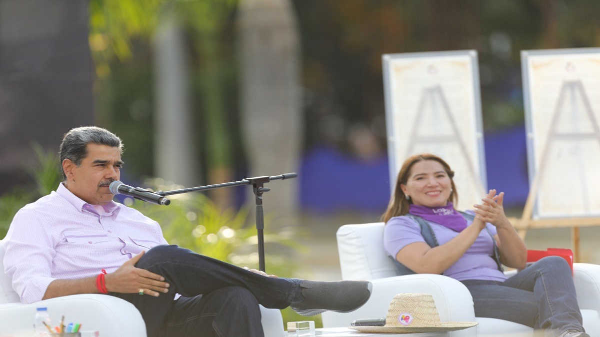 venezuela presidente nicolas maduro acto 8m liderazgo mujeres foto prensa presidencial