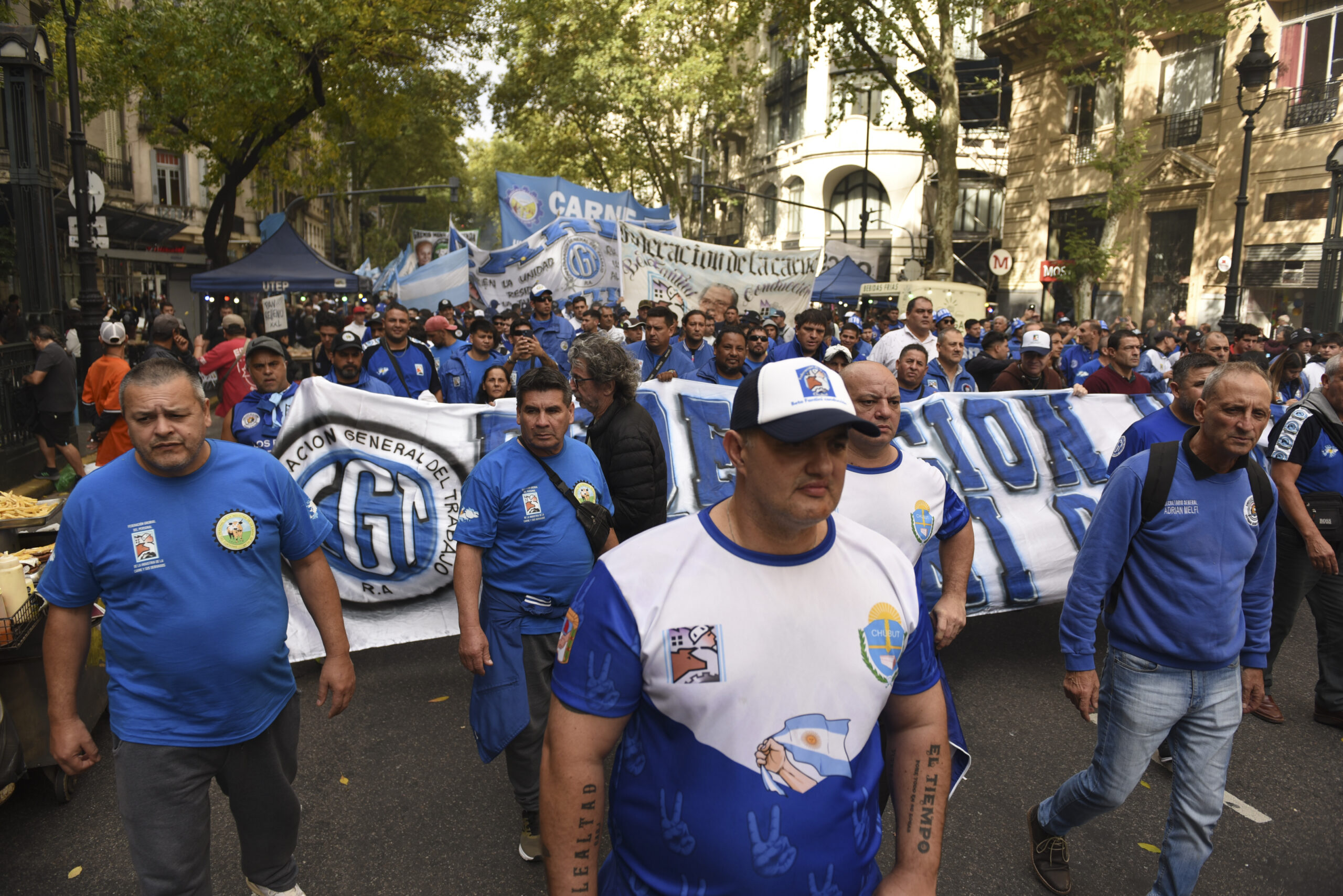 Argentina: Movilización masiva en apoyo a los jubilados antes del paro nacional 6 01 portada scaled