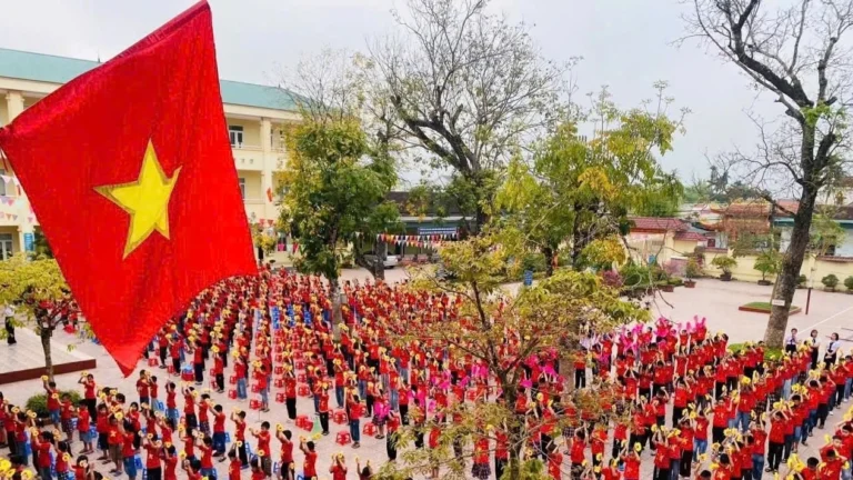En imágenes: Celebran 50 aniversario de la reunificación de Vietnam 1 1