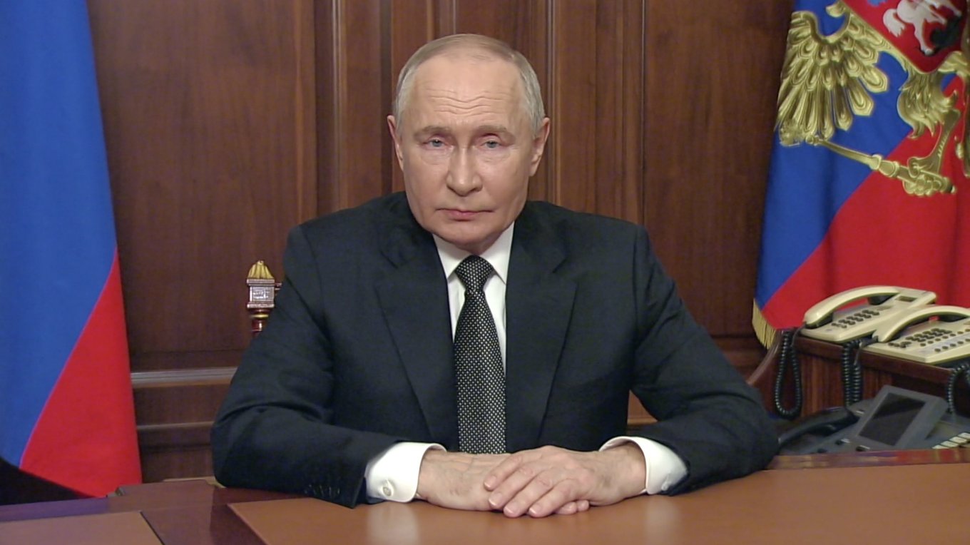 Putin pide reforzar el programa espacial ruso ante guerra económica occidental 6