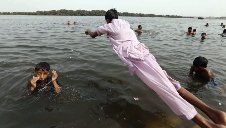 Altas temperaturas afectarán a Pakistán los próximos días 1 calor pakistan