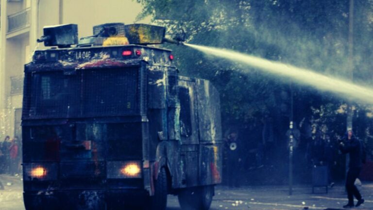 Chile: Realizan audiencia por denuncia contra carabinero que atacó a periodista en 2021 1 caraaa
