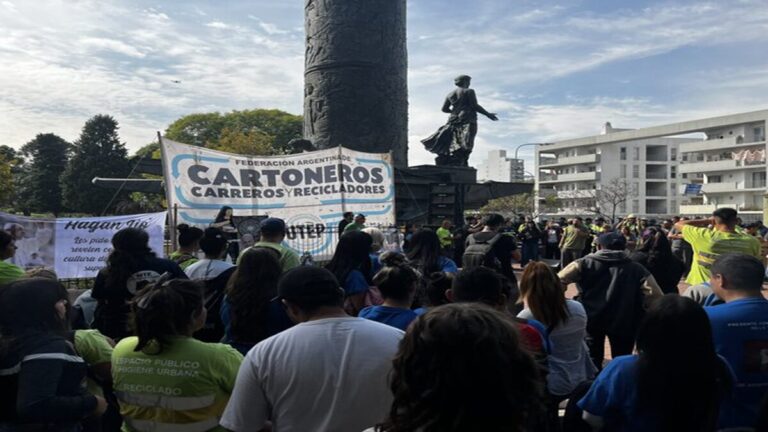 Argentina y el ajuste contra el trabajo cooperado: Gobierno quiere cerrar cooperativa de reciclaje 1 cccc