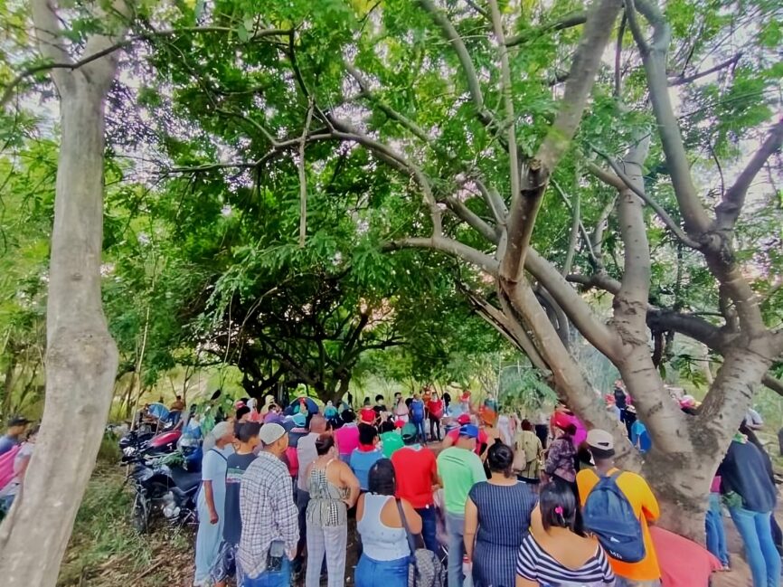Más de 600 familias del MST instalan nuevo campamento en Minas Gerais, Brasil 1 comunica 768x576 1