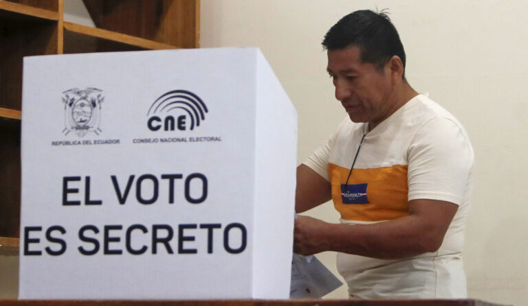 ecuador silencio electoral01