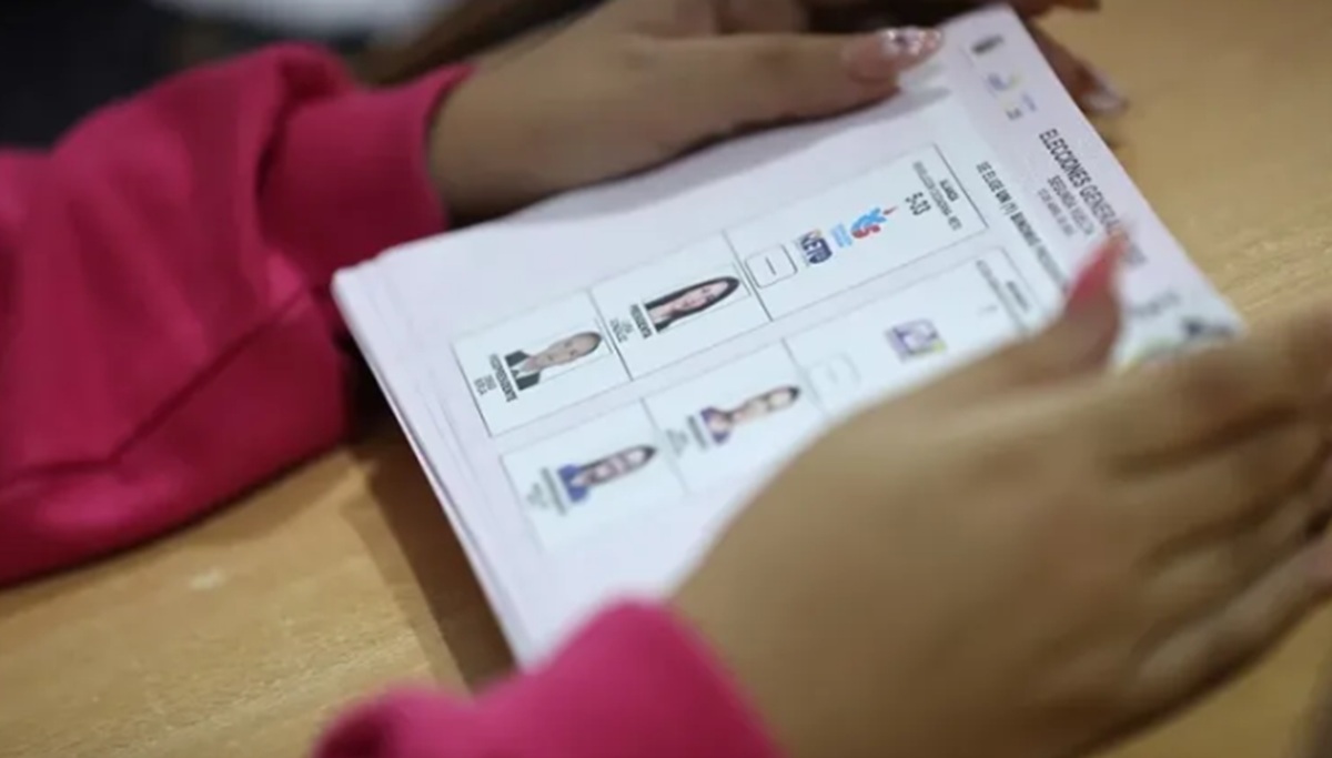 Ecuador decide: Jornada electoral en EE.UU., Colombia y España 3 elecciones ecuador efe