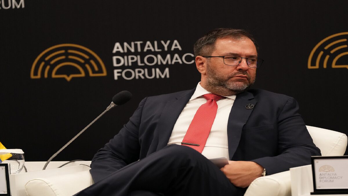 Venezuela ratifica compromiso con el diálogo intercultural en Foro de Antalya 7 gil