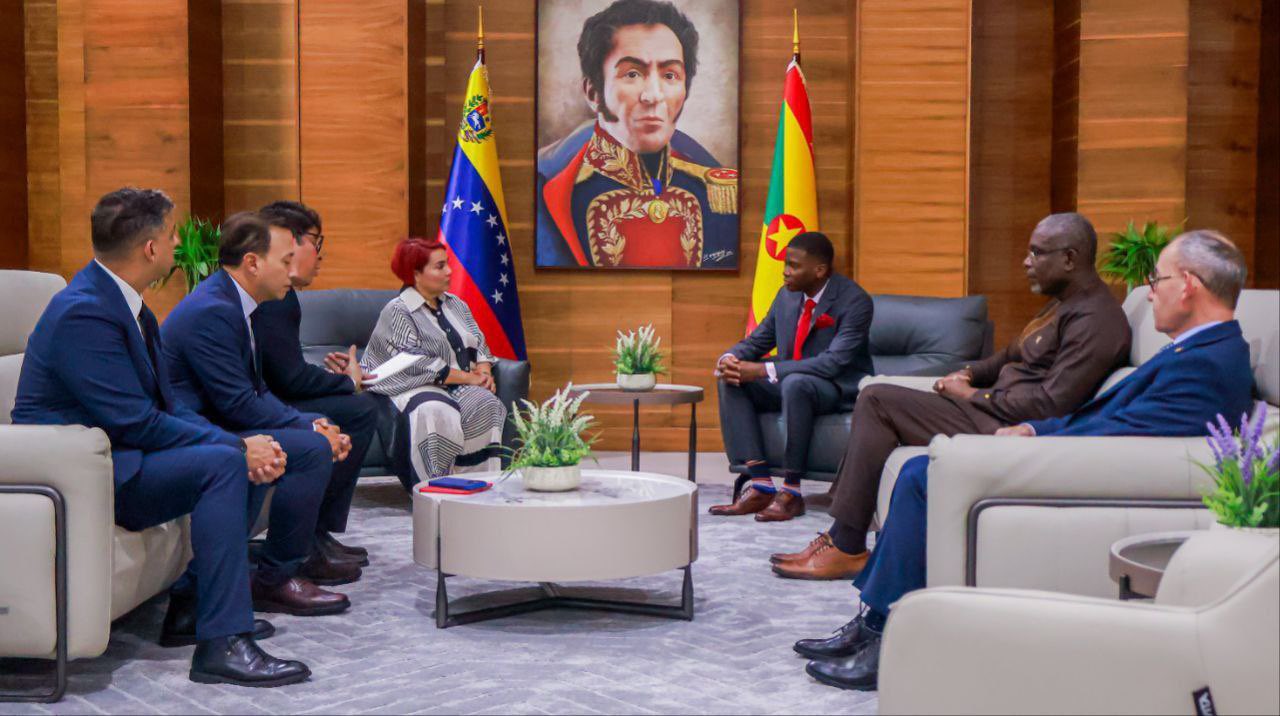 Primer Ministro de Granada rindió homenaje al Libertador Simón Bolívar en Venezuela 1