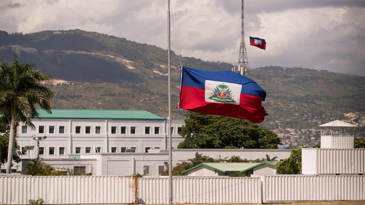 Organizaciones exigen a Francia reconocer y reparar la deuda de la independencia de Haití 5 haiti 7