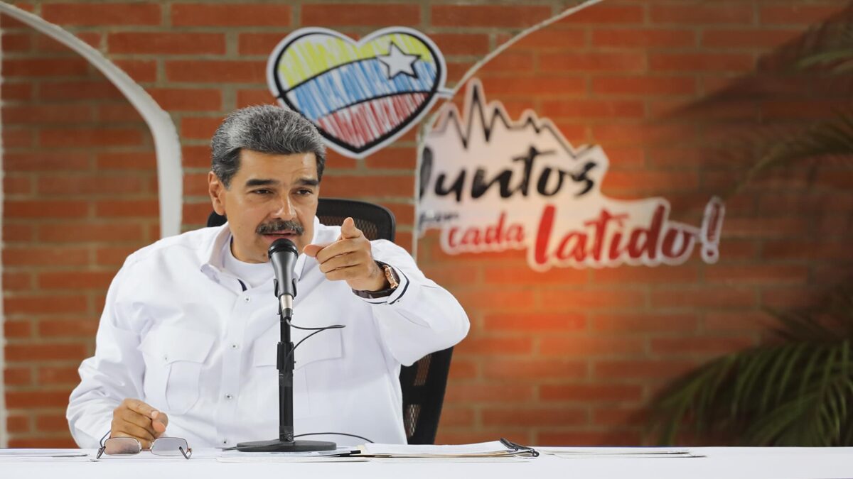 Presidente Maduro califica de violación masiva la deportación de venezolanos a El Salvador 7 madddd