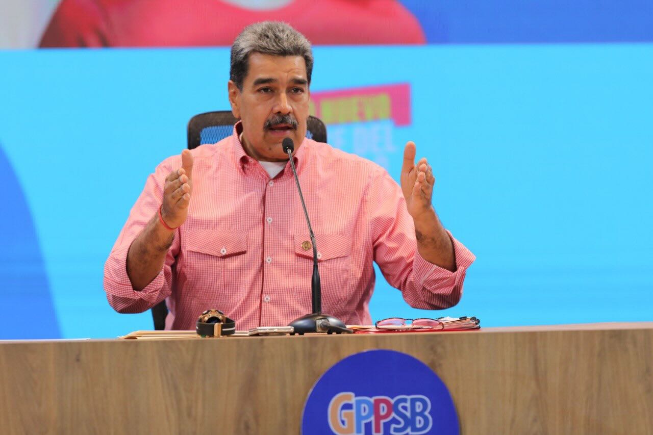 Gobierno venezolano designa delegación oficial para asistir a funerales del papa Francisco 4 maduro