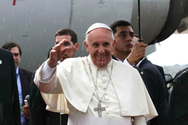 Francisco, el obispo de los pobres 1 papa francisco 2