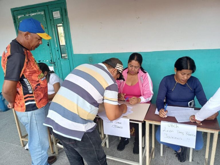 Venezuela: 5.338 circuitos comunales deciden en segunda Consulta Popular Nacional 2025 1 photo 2025 04 27 09 39 00