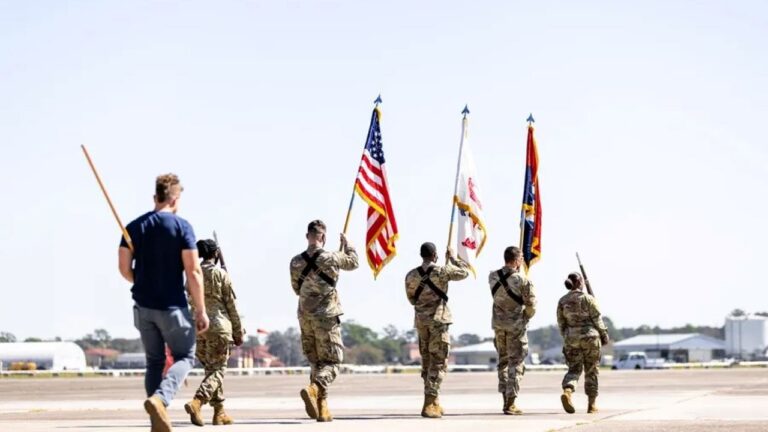 Donald Trump autoriza al ejército a ocupar terrenos fronterizos 1 tierras