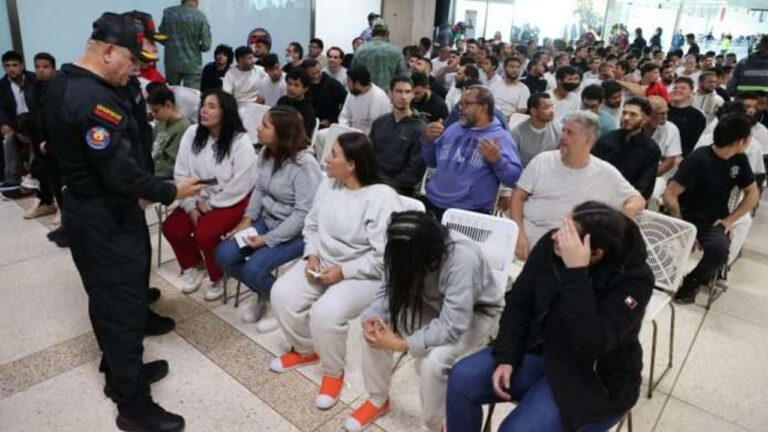Plan Vuelta a la Patria retornará el jueves más migrantes venezolanos desde México 1 venezuela
