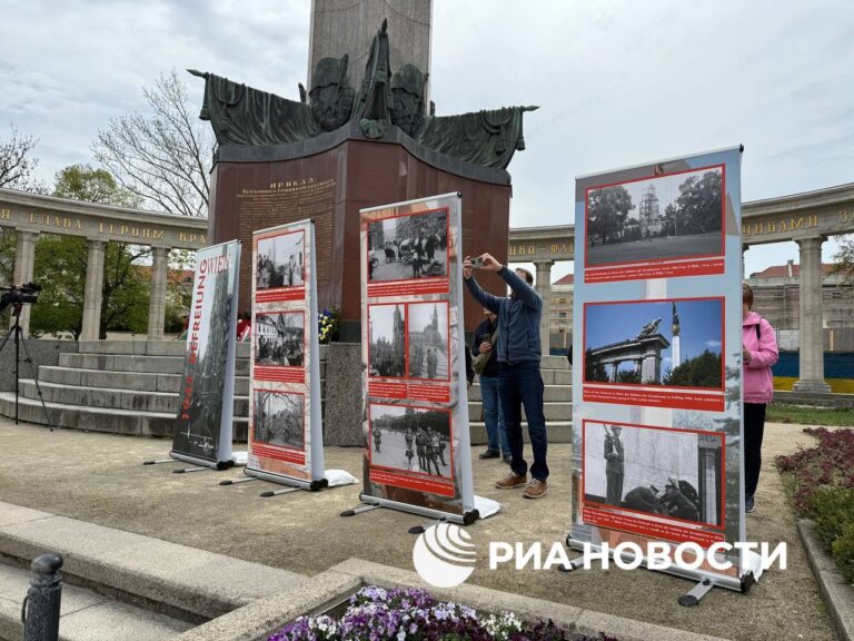 Rusia critica a Austria por omitir conmemoración del 80° aniversario de la liberación de Viena 1 viena 80aniv