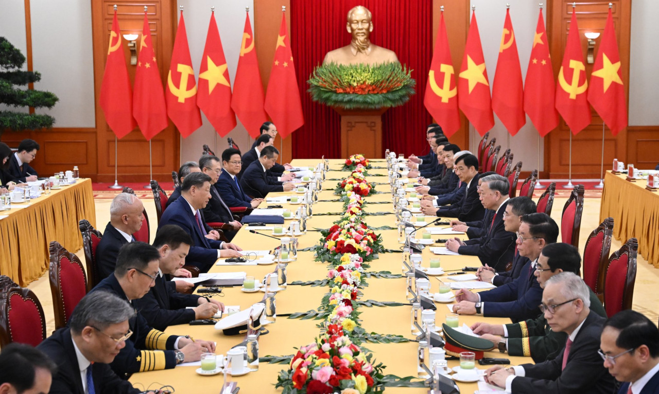 Presidente Xi atestigua firma de acuerdos de cooperación durante visita a Vietnam 9 vietnam china acuerdos01