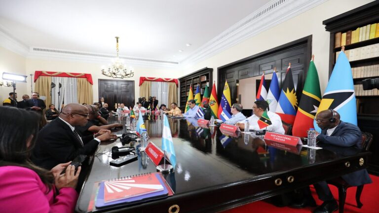 ALBA-TCP ratifica que América Latina y el Caribe es una "zona de paz" 13 vvv