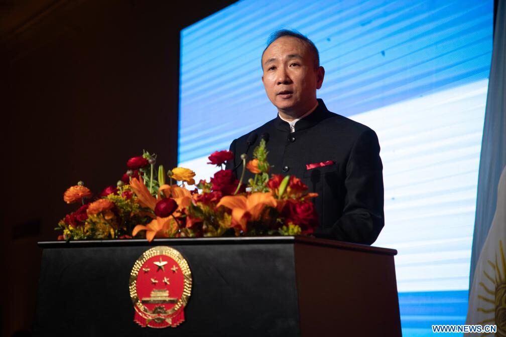 China condena declaraciones del Secretario del Tesoro estadounidense en Argentina 8