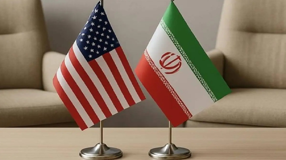 Posponen cuarta ronda de negociaciones nucleares entre Irán y EE.UU. 1 banderas de iran y eeuu foto middle east monitor