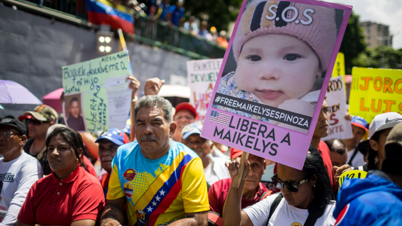 Movimientos de mujeres venezolanas exigen regreso de niña secuestrada por EE.UU. a su madre 4 cc9f87d70d361fa787e5c8f539aff781f8901d9e