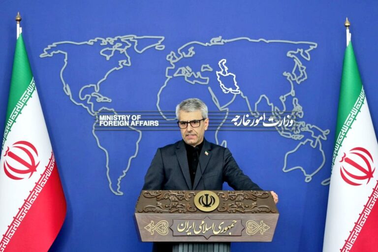 Irán condena nuevo paquete de sanciones de EE.UU. en medio de negociaciones nucleares 1 gp3kmncw4aam2l7